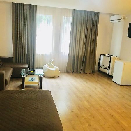 Ferienwohnung Solo Lucky Tbilisi Exterior foto